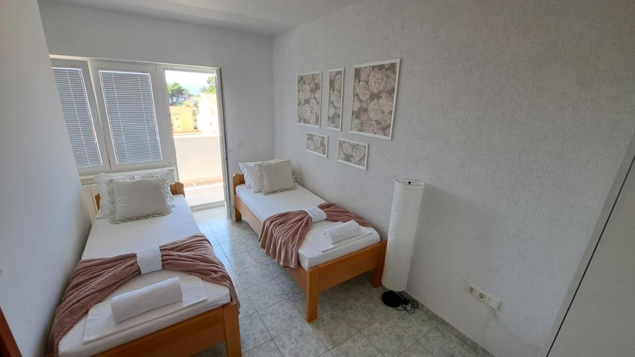 Apartments Duće Exterior foto